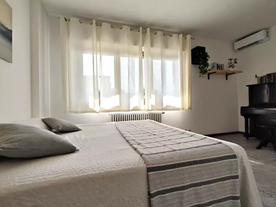 Immagine 3 di Appartamento in vendita  a Bergamo