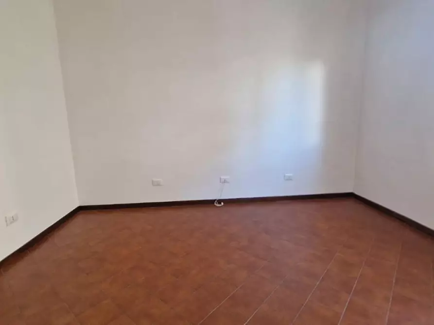 Immagine 10 di Appartamento in vendita  a Carrara