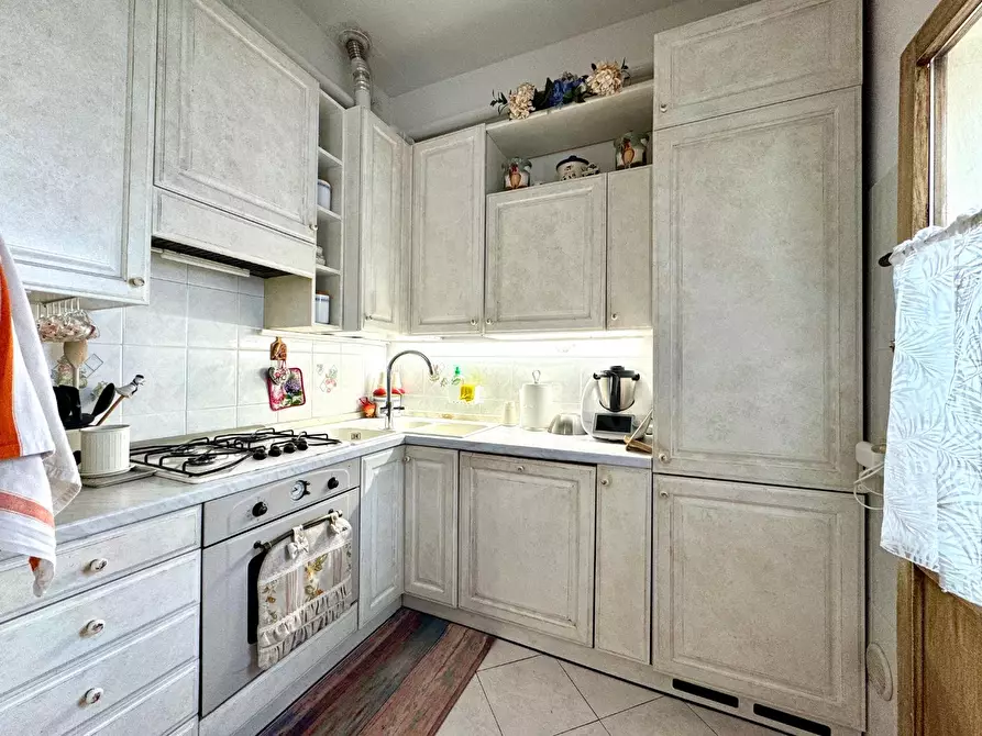 Immagine 7 di Appartamento in vendita  a Pisa