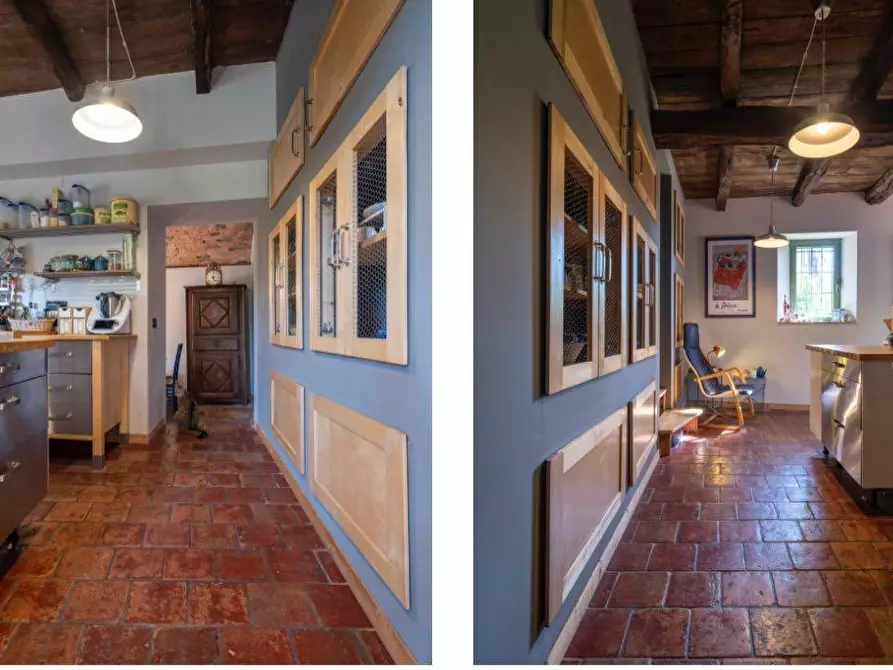 Immagine 5 di Casa colonica in vendita  a Licciana Nardi