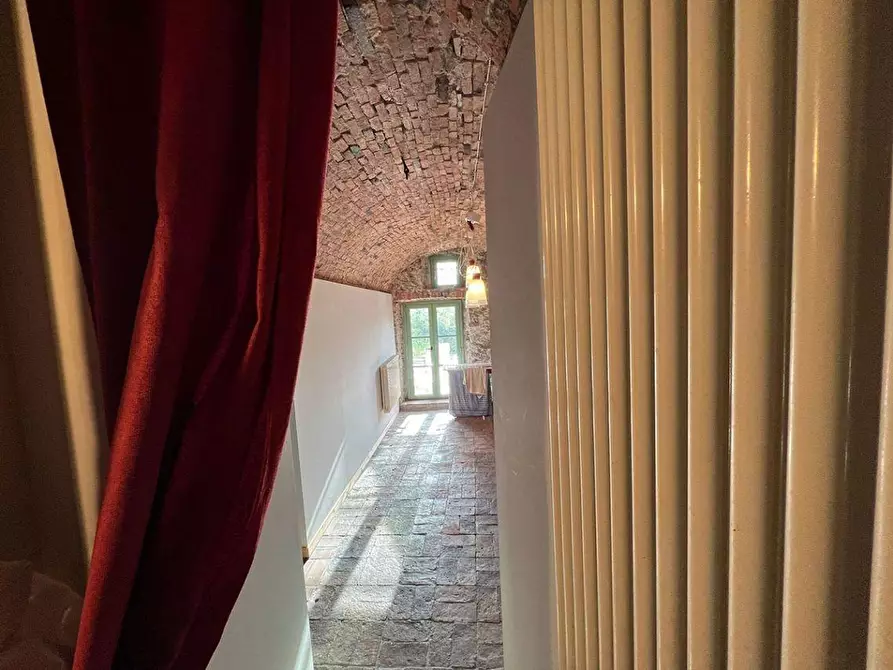 Immagine 6 di Casa colonica in vendita  a Licciana Nardi