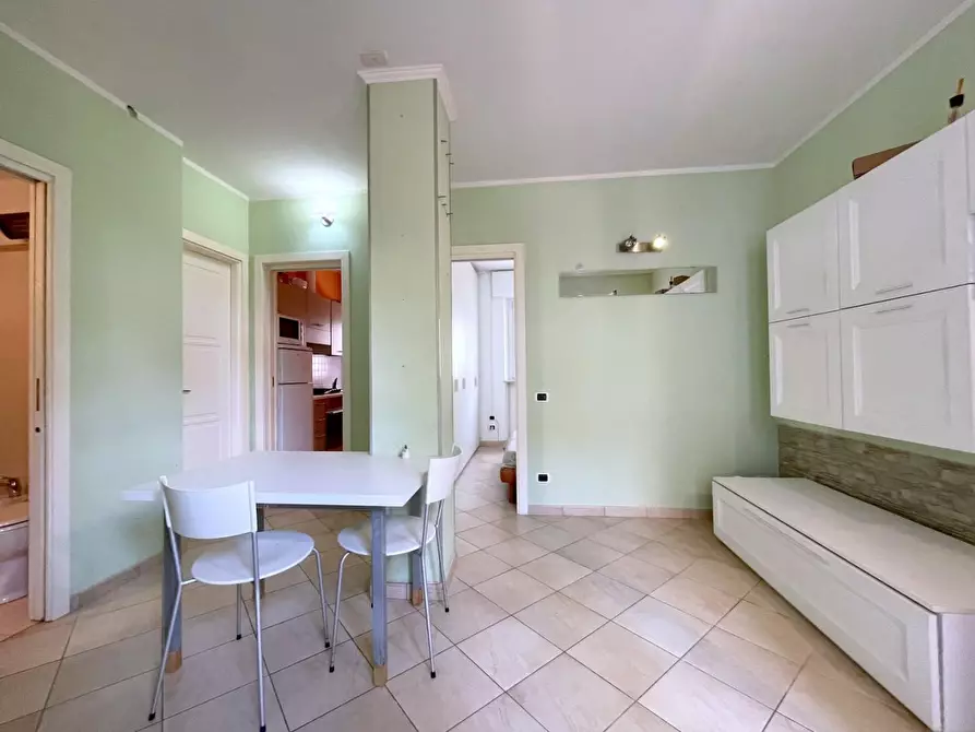 Immagine 3 di Appartamento in vendita  a Camaiore