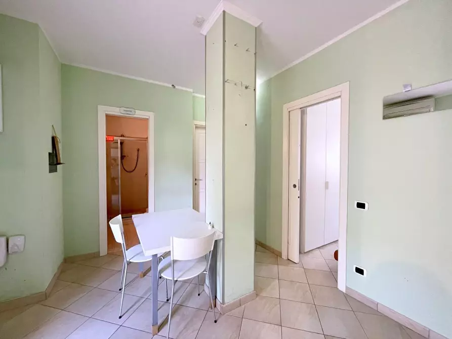 Immagine 4 di Appartamento in vendita  a Camaiore