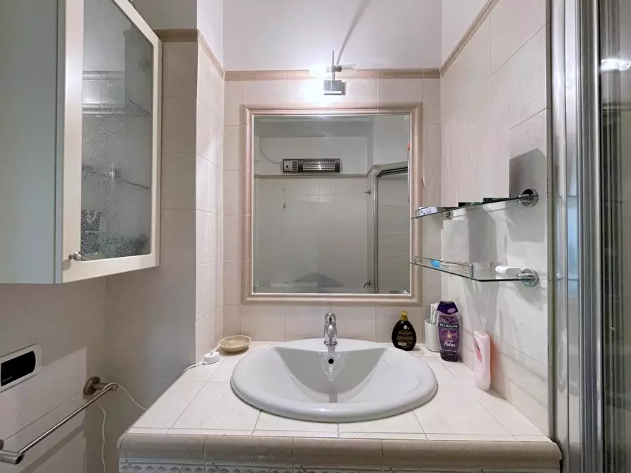 Immagine 15 di Appartamento in vendita  a Camaiore