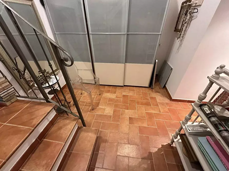 Immagine 21 di Porzione di casa in vendita  a Ameglia