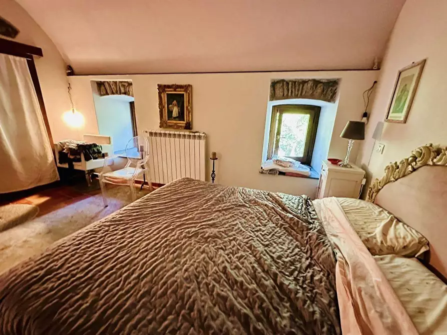 Immagine 24 di Porzione di casa in vendita  a Ameglia