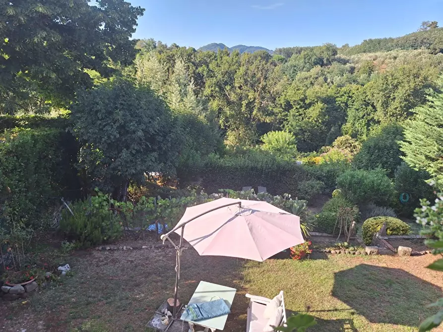 Immagine 45 di Terratetto in vendita  a Capannori