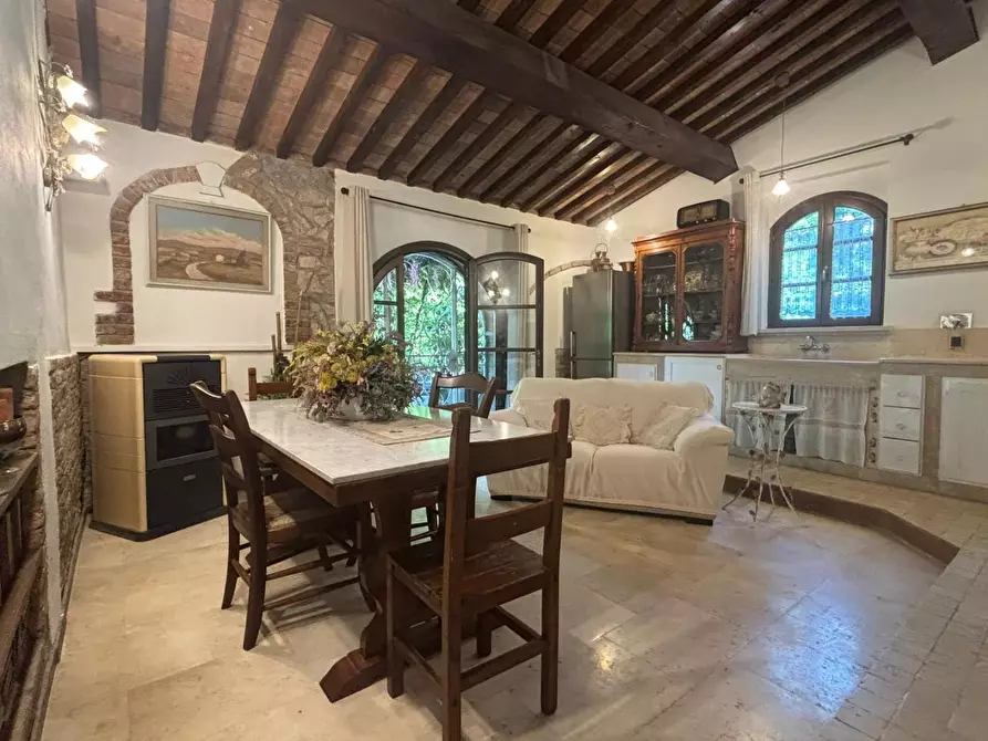 Immagine 46 di Villa in vendita  a Capannoli