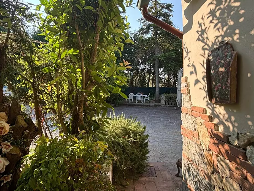 Immagine 8 di Villa in vendita  a Capannoli