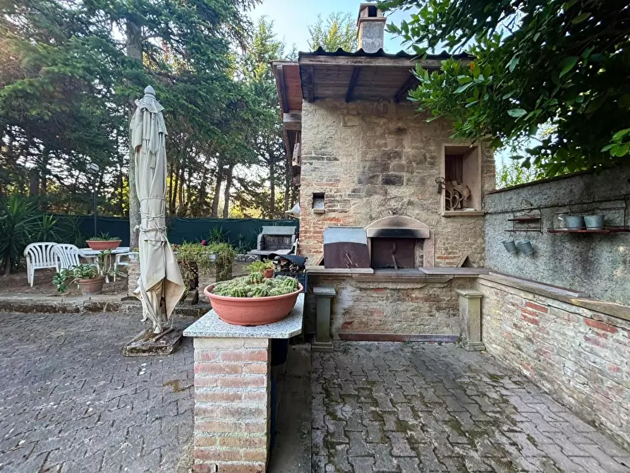 Immagine 18 di Villa in vendita  a Capannoli