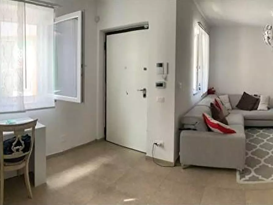 Immagine 4 di Villetta a schiera in vendita  a Carrara