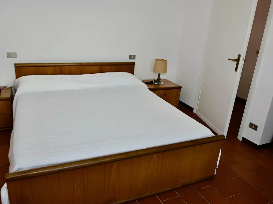 Immagine 26 di Porzione di casa in vendita  a Ameglia