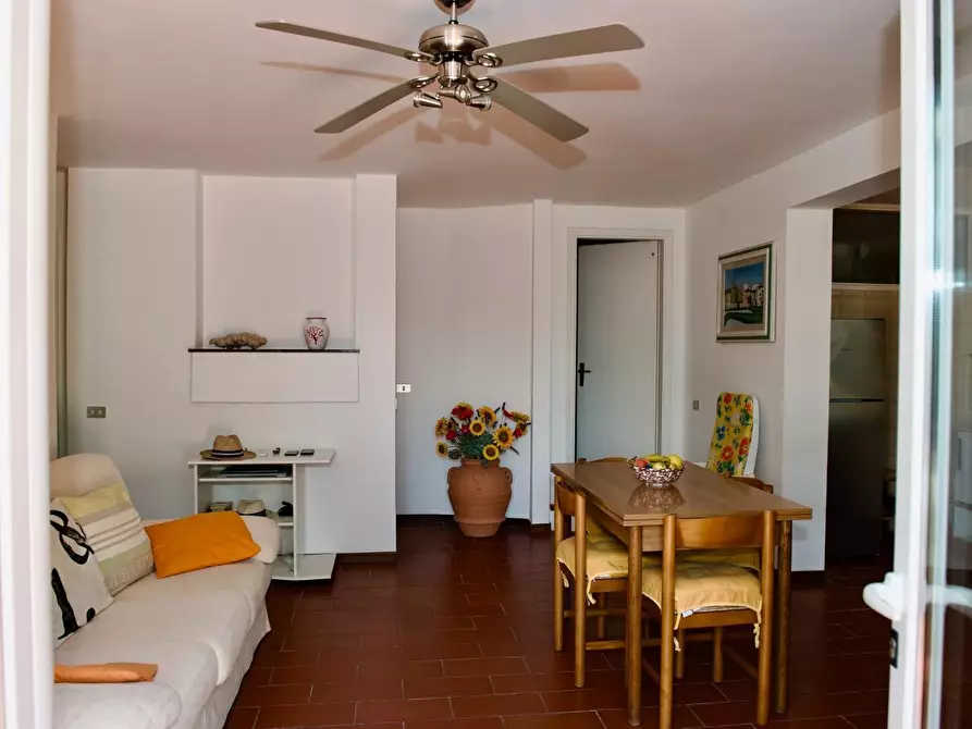 Immagine 18 di Porzione di casa in vendita  a Ameglia