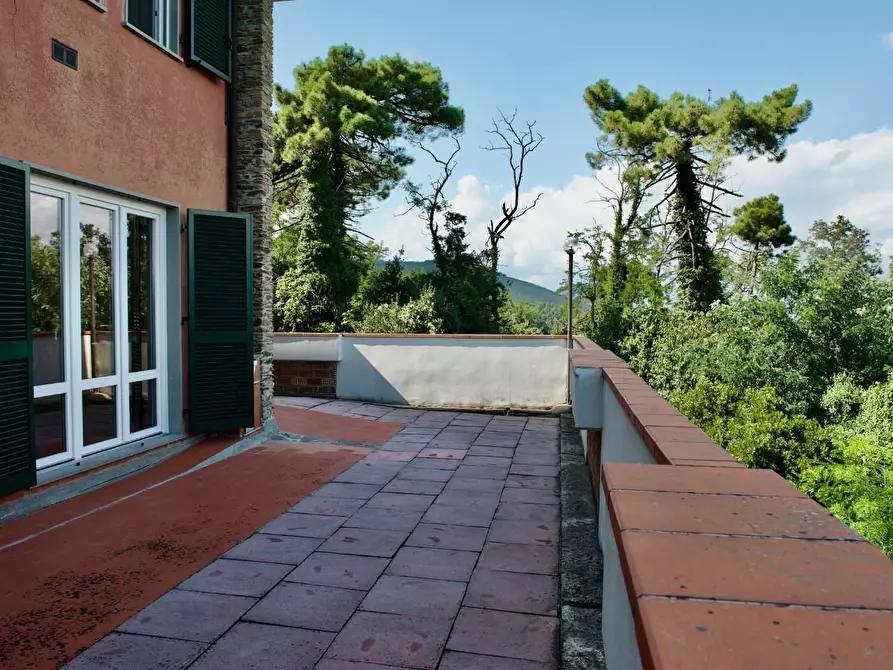 Immagine 9 di Porzione di casa in vendita  a Ameglia