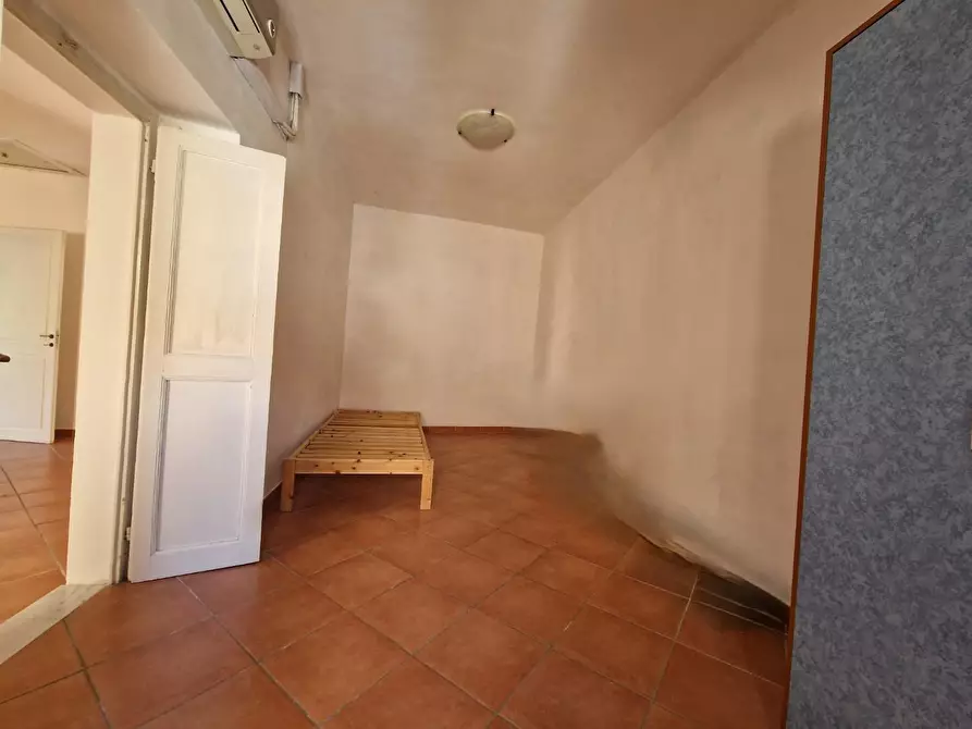 Immagine 6 di Appartamento in vendita  a Carrara