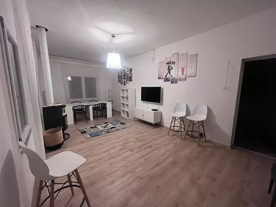 Immagine 1 di Villa in affitto  a La Spezia