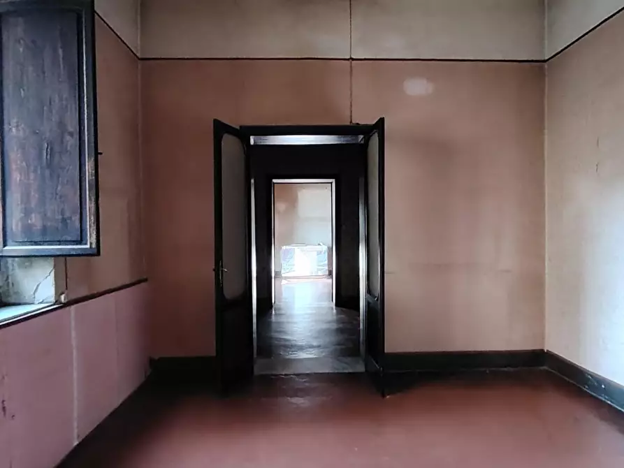 Immagine 2 di Appartamento in vendita  a Carrara