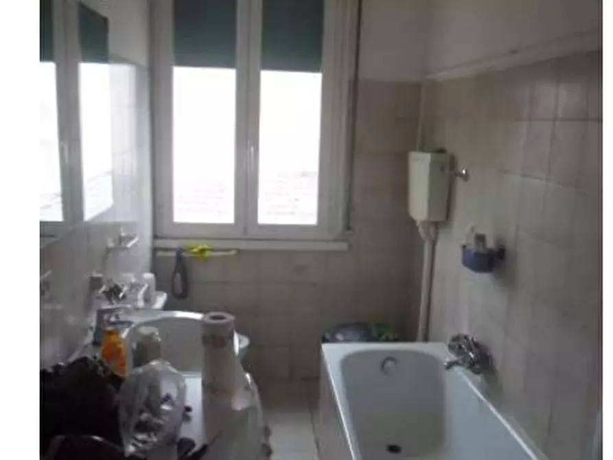 Immagine 9 di Appartamento in vendita  a Modena