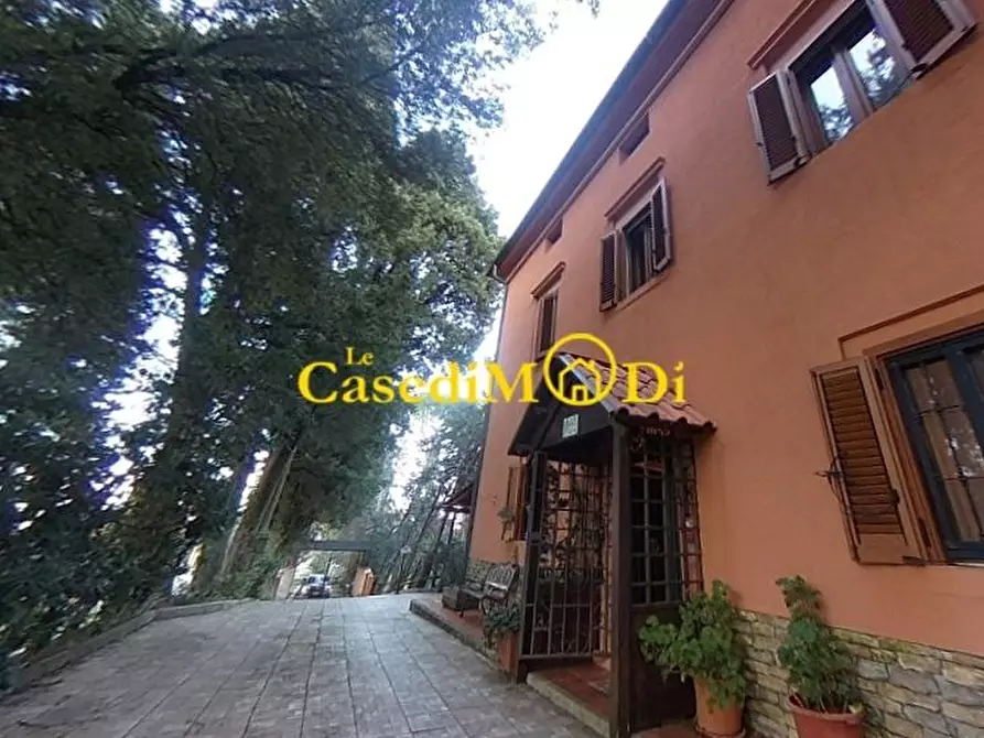 Immagine 14 di Villa in vendita  a Collesalvetti