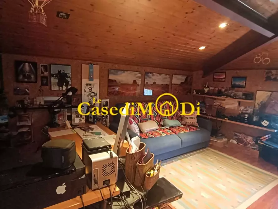 Immagine 23 di Villa in vendita  a Collesalvetti