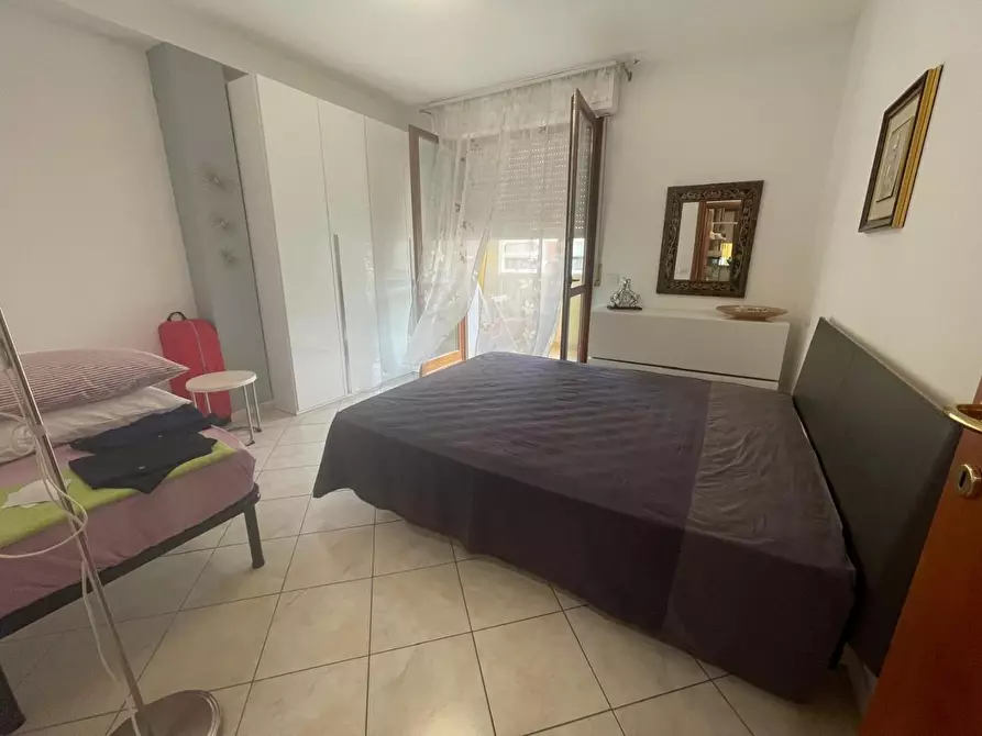 Immagine 9 di Appartamento in vendita  a Carrara