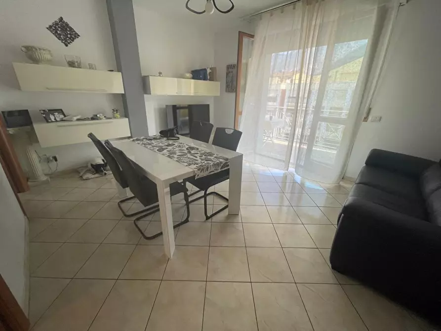 Immagine 6 di Appartamento in vendita  a Carrara