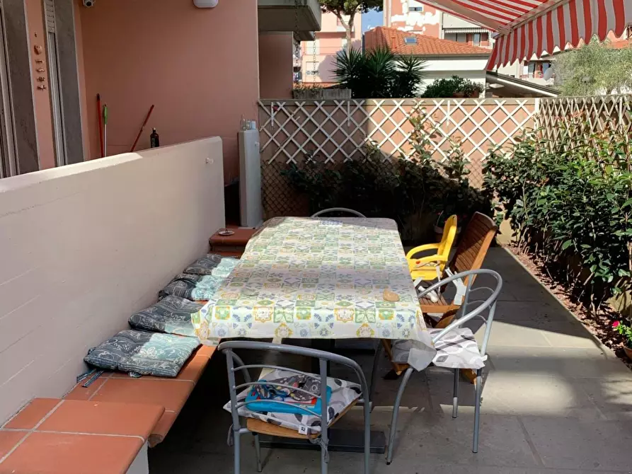 Immagine 1 di Appartamento in affitto  a Carrara