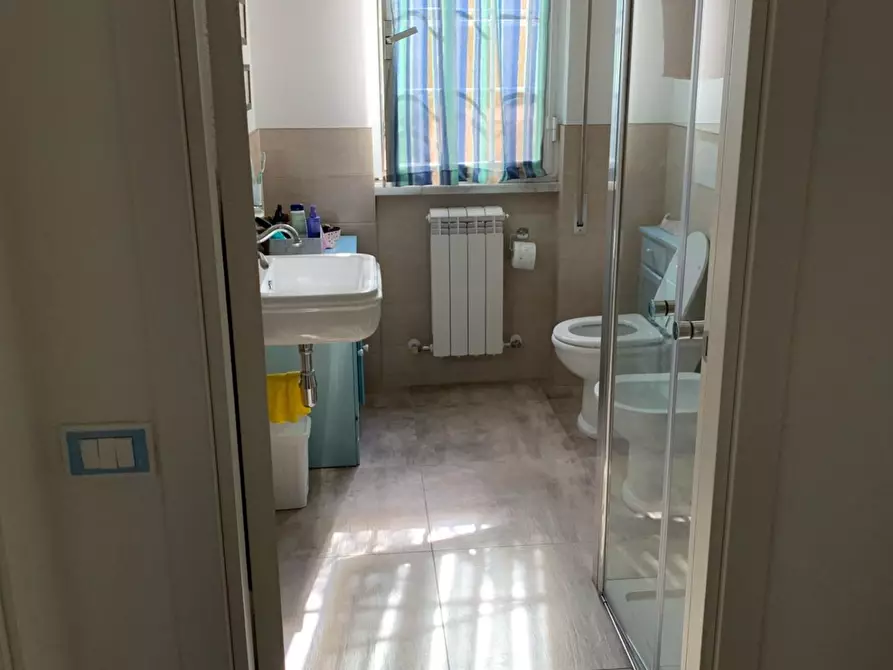 Immagine 5 di Appartamento in affitto  a Carrara