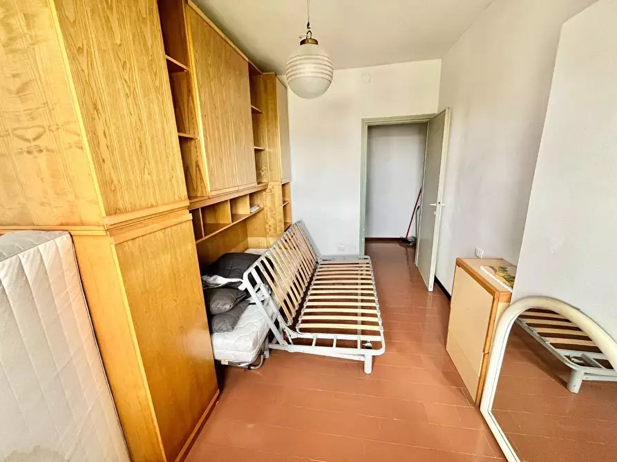 Immagine 17 di Appartamento in vendita  a Montignoso