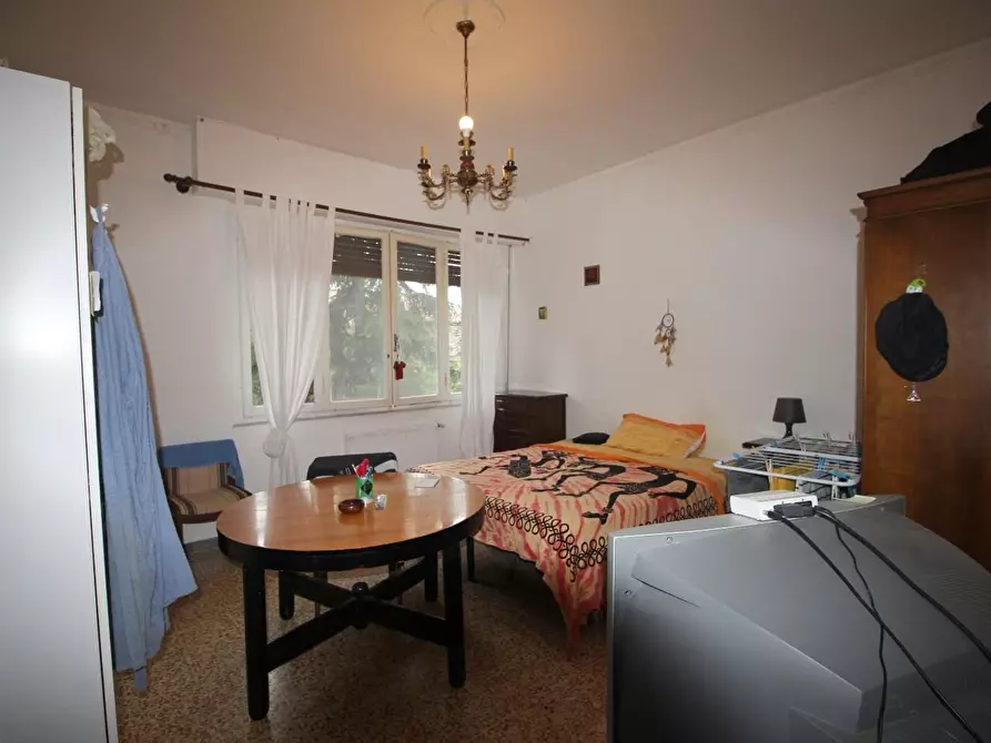 Immagine 7 di Appartamento in vendita  a Siena