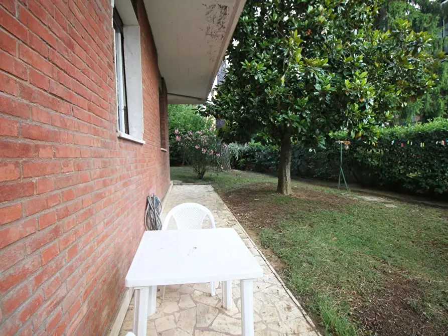 Immagine 12 di Appartamento in vendita  a Siena