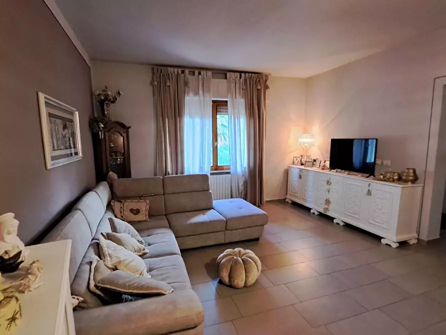 Immagine 3 di Casa indipendente in vendita  a Terricciola