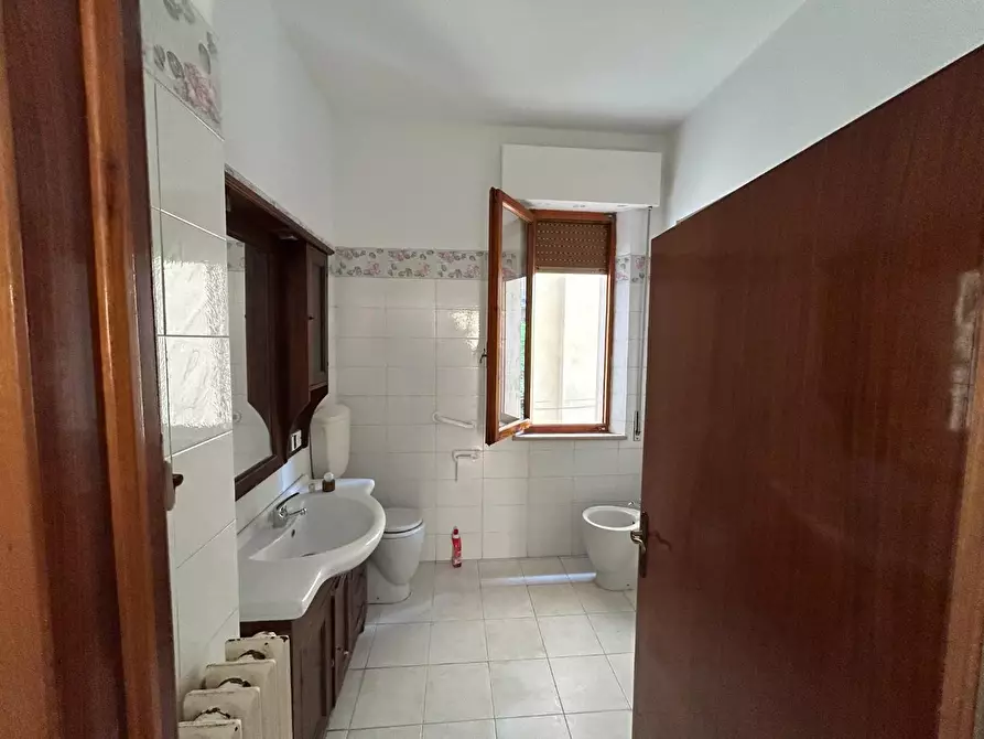 Immagine 16 di Appartamento in vendita  a Rapolano Terme