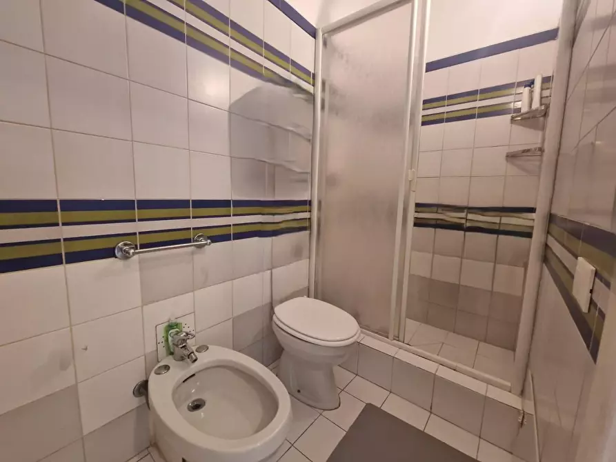 Immagine 2 di Appartamento in vendita  a Carrara