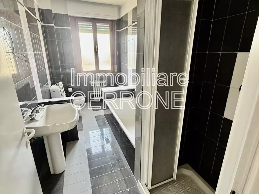 Immagine 9 di Appartamento in vendita  a Cecina