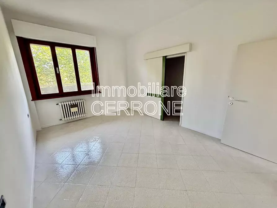 Immagine 16 di Appartamento in vendita  a Cecina