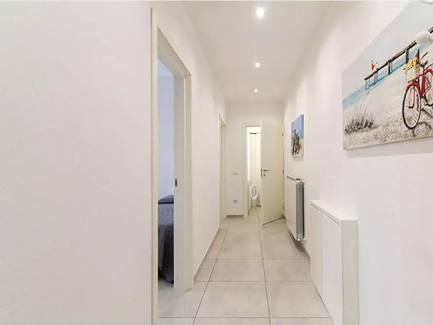 Immagine 7 di Appartamento in vendita  a Cecina