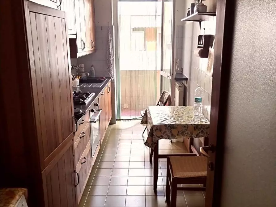 Immagine 4 di Appartamento in vendita  a Carrara