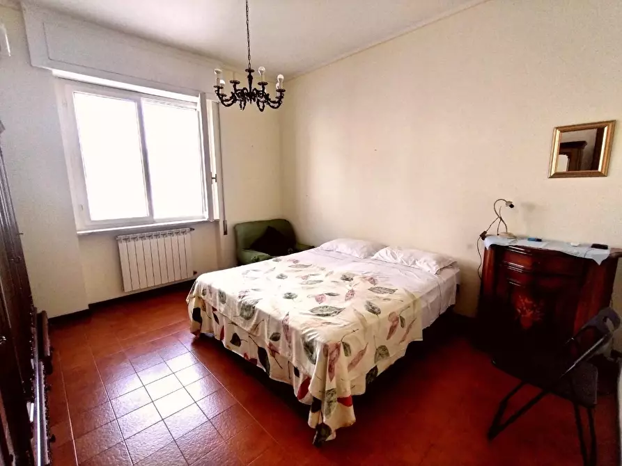 Immagine 7 di Appartamento in vendita  a Carrara