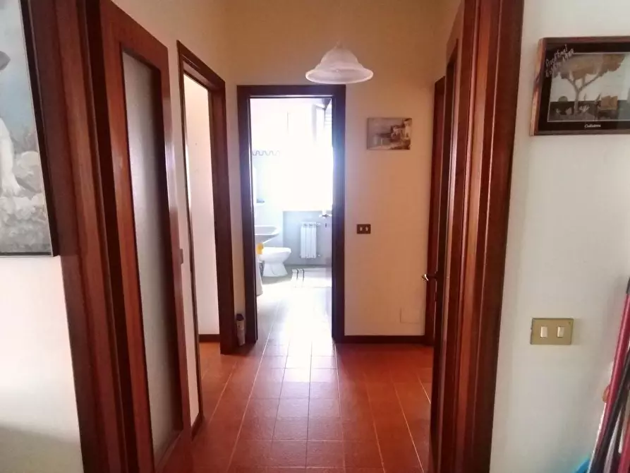 Immagine 5 di Appartamento in vendita  a Carrara