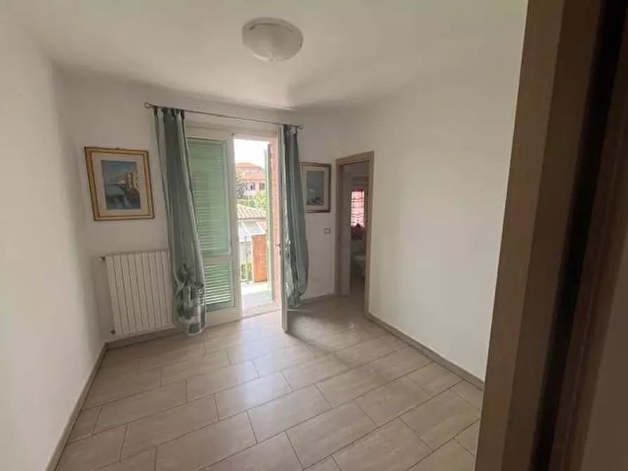 Immagine 17 di Appartamento in vendita  a Terricciola