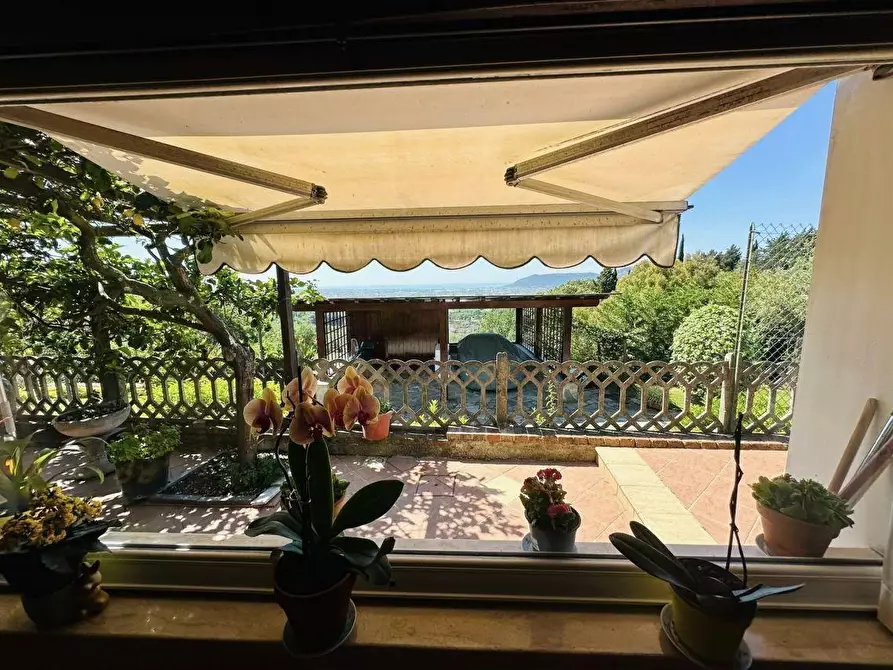 Immagine 43 di Villa in vendita  a Fosdinovo