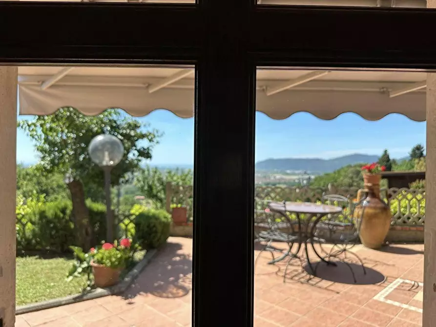 Immagine 32 di Villa in vendita  a Fosdinovo