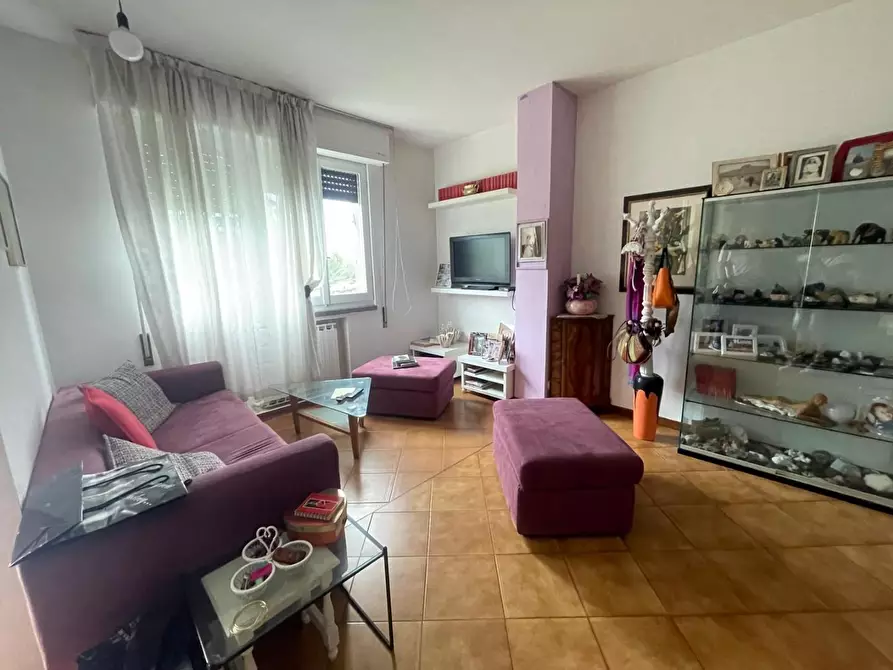 Immagine 26 di Villetta a schiera in vendita  a Carrara