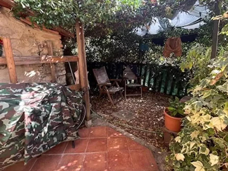 Immagine 1 di Casa bifamiliare in vendita  a Fosdinovo