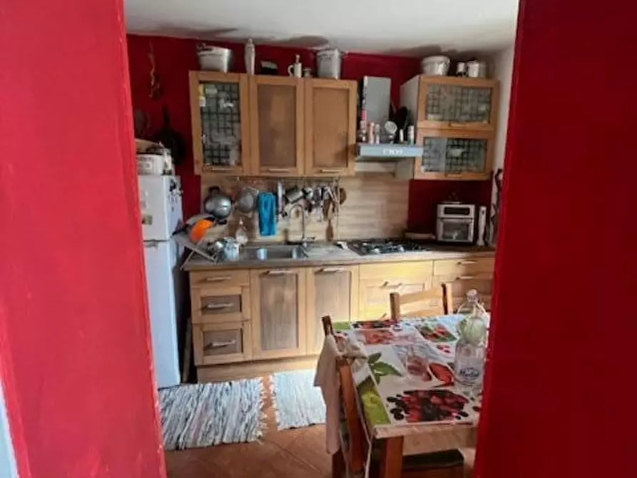 Immagine 5 di Casa bifamiliare in vendita  a Fosdinovo