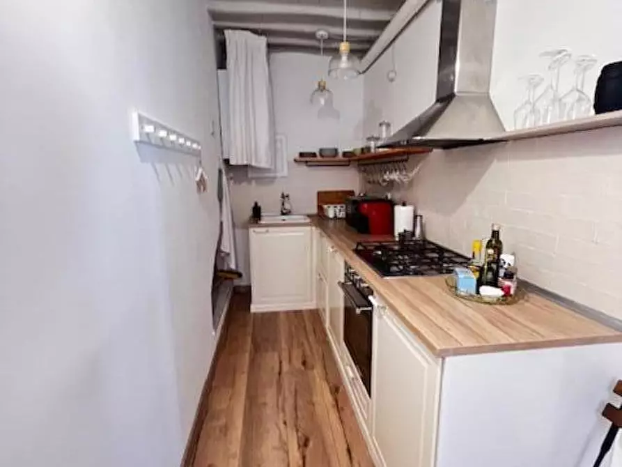 Immagine 5 di Appartamento in vendita  a Siena