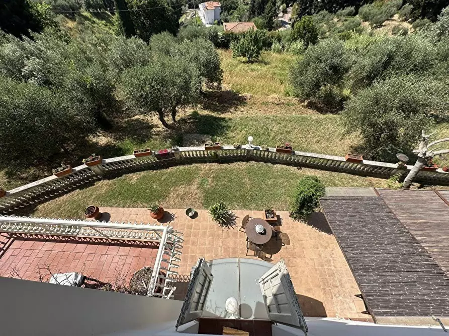 Immagine 26 di Casa colonica in vendita  a Massarosa