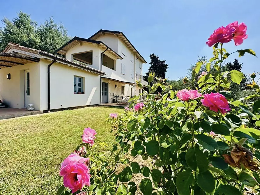 casa indipendente in vendita a Massarosa in zona Bargecchia