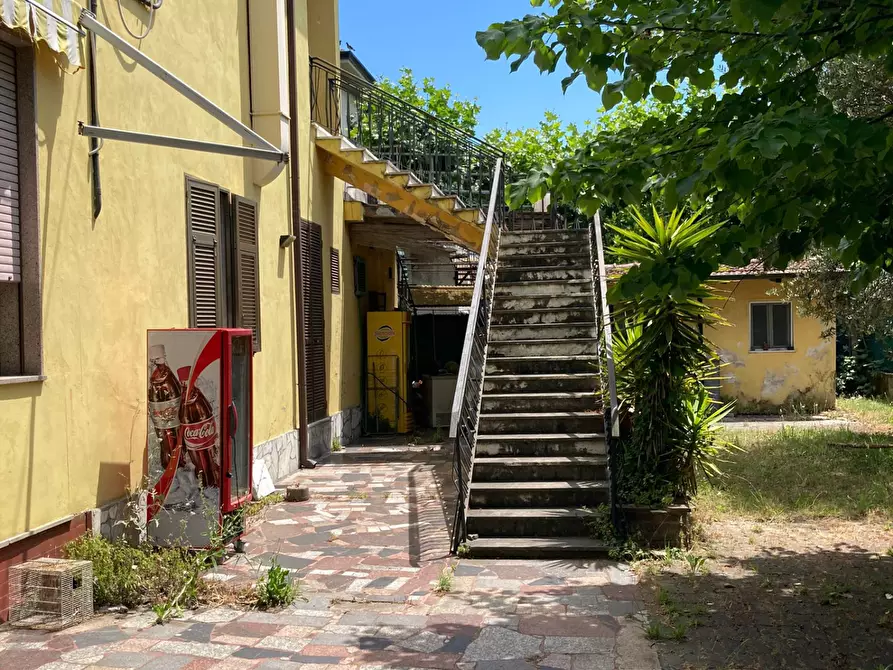 Immagine 3 di Albergo/B&B/Residence in vendita  a Massa